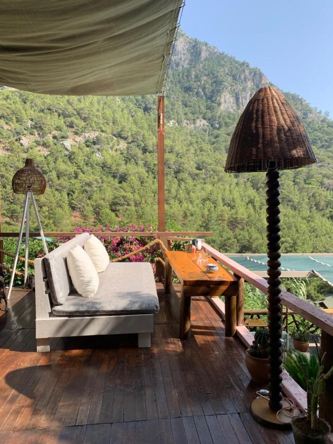 Large Bungalow With Sea View In Kabak Bay, Oeluedeniz Fethiye Exterior foto